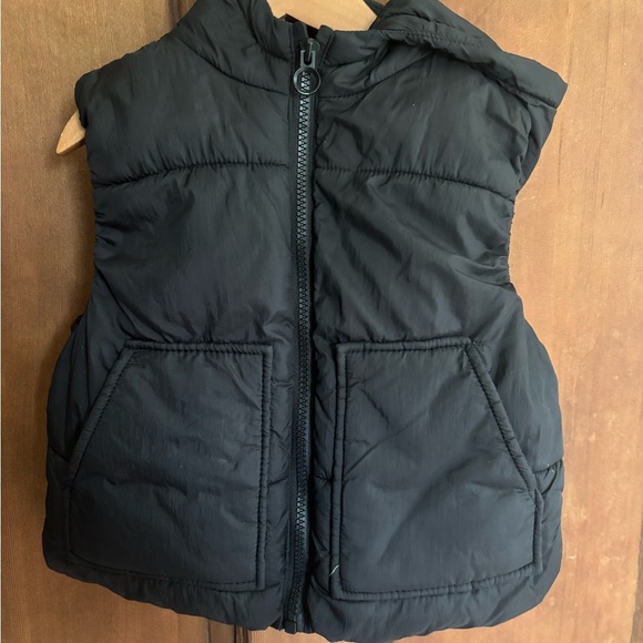 Zara Kids Toddler Black Hooded Puffer Vest - Picture 3 of 6